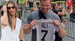 Tolga Sarıtaş-Zeynep Mayruk çiftinden oğulları ile ilk kare!