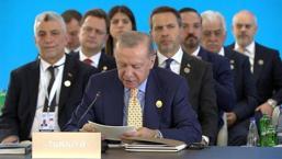 Son dakika... Cumhurbaşkanı Erdoğan: Türk devletleri olarak Suriye hükümetiyle angajmanı ilerletmeliyiz