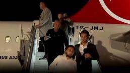 SON DAKİKA! İsrail esir almıştı! 15 Türk aktivist yurda döndü