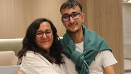 2,5 yaşında teşhis konuldu, 22 yıl sonra ikinci hayatına merhaba dedi! ‘Annem makineye bağlı yaşamaktan kurtardı’