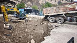 Artvin'de 3 tonluk altın heyecanı! Bakanlıktan izinli define kazısı