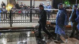 Sındırgı'da depremin ardından sağanak yağış! Vatandaşlar kafe ve restoranlara sığındı