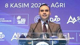 Bakan Kacır: Türk milleti, gençlerinin eserleriyle gökyüzüne imzasını attı