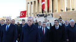 Erdoğan ve devlet erkanı Ata'nın huzurunda