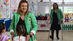 Engelli doğdu, öğretmenlik hayallerinden vazgeçmedi: Her aşamasında normal bir birey gibi yaşadım