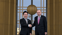 Cumhurbaşkanı Erdoğan, Güney Kore Devlet Başkanı Lee Jae Myung'u karşıladı