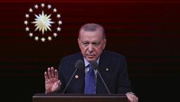 Son dakika... Cumhurbaşkanı Erdoğan: Kadına, çocuğa yönelik şiddetle mücadelede en ön safta yer alacağım
