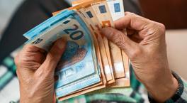 Ülkeyi karıştıran karar! Her çalışana 639 euro ikramiye verilecek