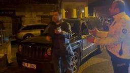 5 kilometrelik kovalamaca! Alkollü sürücü polise direndi: 'Bana 50 santimden fazla yaklaşmayın'