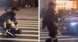 Sis bombası atıp önüne geleni bıçakladı! 3 ölü çok sayıda yaralı var