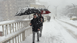 Son dakika... Meteoroloji'den 42 il için kar ve fırtına uyarısı! Hava buz kesti