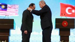 Malezya Başbakanı Enver'e Cumhuriyet Nişanı tevcih edildi