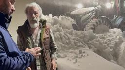 Kar altında kalan köyde tek başına! Ekipler 5 gün sonra ulaştı: Burada kalacağım