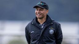 Alex de Souza'ya büyük şok! Görevine son verildi