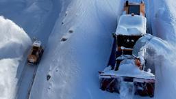 Yurdun birçok yeri beyaza büründü! '4 metre kar yağmış durumda'