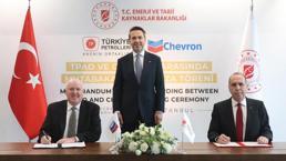 Türkiye Petrolleri ile Chevron el sıkıştı! Bakan Bayraktar: Ortak arama faaliyetleri gerçekleştireceğiz