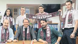 ‘Arka Sokaklar’ depremi unutmadı‘