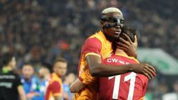 Galatasaray'da Osimhen, Gomis'i geride bıraktı
