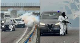 Otobanda uzun namlulu silahlarla güpegündüz soygun! Para taşıyan zırhlı aracı havaya uçurdular