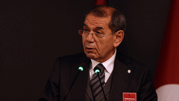 Galatasaray'da Dursun Özbek sessizliğini bozdu! TFF iddiasına sert tepki: Başkanları karıştırdı