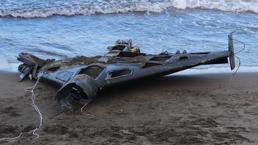 Sahilde İHA alarmı! Kıyıya vurdu, ekipler seferber oldu; kriminal incelemeye alındı