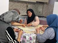 Ramazan için imece mesaisi! Çorum’da komşular bir araya geldi, iftarlıklar birlikte hazırlandı