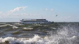 3 kentte deniz ulaşımına fırtına engeli