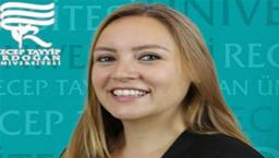 Evinin balkonundan düşen akademisyenin son görüntüleri ortaya çıktı