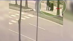 Yaya geçidinde motosikletin çarptığı pusetteki bebek hayatını kaybetti! Görüntüler ortaya çıktı