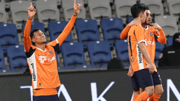 Süper Lig'de Başakşehir, Konyaspor'u 2 golle geçti