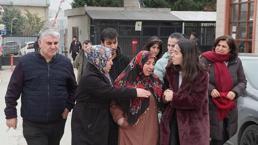 Zeytinburnu'nda ölü bulunan anne ve 8 yaşındaki kızının cenazeleri yakınlarına teslim edildi