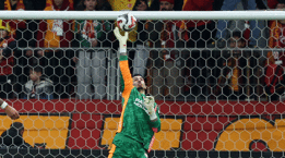 Galatasaray'da Uğurcan Çakır puan farkının artmasından memnun