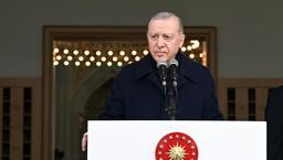 Son dakika... Cumhurbaşkanı Erdoğan: Birileri bizi ruh köklerimizden koparmak istese de değerlerimize sahip çıkacağız