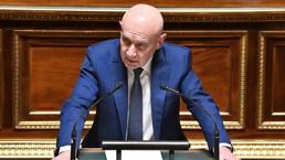 Fransız senatör Malhuret'den Trump'a Türk atasözüyle sert ifadeler: 'Bir palyaço saraya taşındığında kral olmaz...'