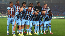 Trabzonspor'a Galatasaray derbisi öncesi sakatlık şoku! Türkiye'ye dönüyor