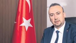 Sevgiliye belediyede hem iş hem makam