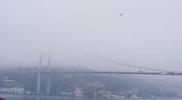 İstanbul’a sis esareti! Şehir adeta kayboldu