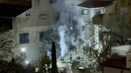 Demir kubbe bir kez daha delindi! İran füzesi İsrail’i vurdu… Yaralılar var