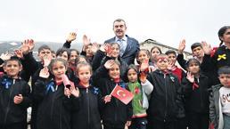 Bakan Tekin ‘depo okul’ sistemini anlattı: Öğrenci yerine öğretmen taşınacak