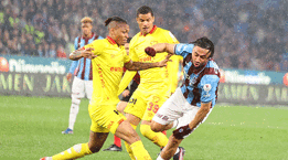 Trabzonspor son dakika golüyle Göztepe karşısında 1 puana razı oldu