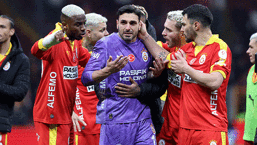 Galatasaray'da Günay Güvenç'ten taraftar tepkisi sorusuna yanıt! 'Oynadığım onca maç bir anda unutuldu'