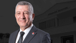 Son dakika... İzmir Güzelbahçe Belediye Başkanı Mustafa Günay gözaltına alındı