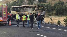 Son dakika: Denizli'de yolcu otobüsü yandı! 1'i bebek 8 can kaybı, 33 yaralı