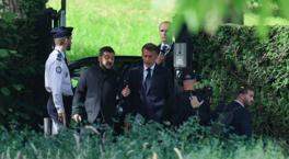 G7 Zirvesi'nde Macron ve Zelenskiy'den Trump dedikodusu! Mikrofon açık kaldı