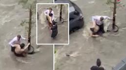 İstanbul'da yağmurda korku dolu anlar! Vatandaşlar son anda yetişti