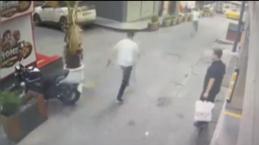 Şişli'de yankesicilik yaparken suçüstü yakalandılar! 14 yaşındaki şüphelinin 470 suç kaydı çıktı