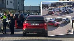 Yola fırlayan 9 yaşındaki çocuğa otomobil çarptı! Feci kaza kamerada