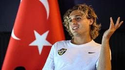 Hamza Akman: Fenerbahçe ve Beşiktaş'ta oynamak isterim