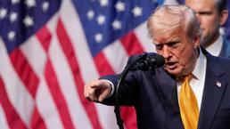 Trump'tan yeni İran planı! Onaya sunuldu: 'Belirli aralıklarla saldırı'