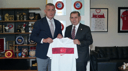 Galatasaray ile TFF arasında buzlar eriyor!